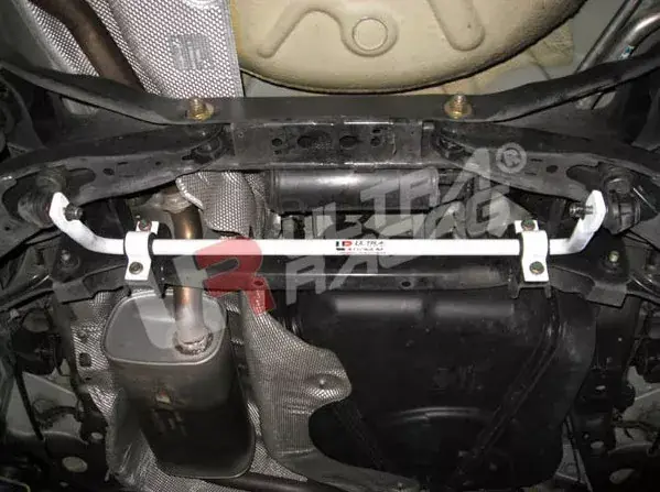 Zadní stabilizátor Ultra Racing na Volvo S40 (08-) - 23mm Horká Nabídka
