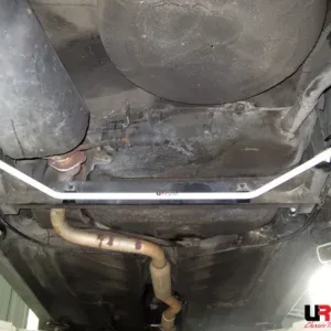 Poslední Šance Zadní stabilizátor Ultra Racing na VW Golf 1 - 18mm