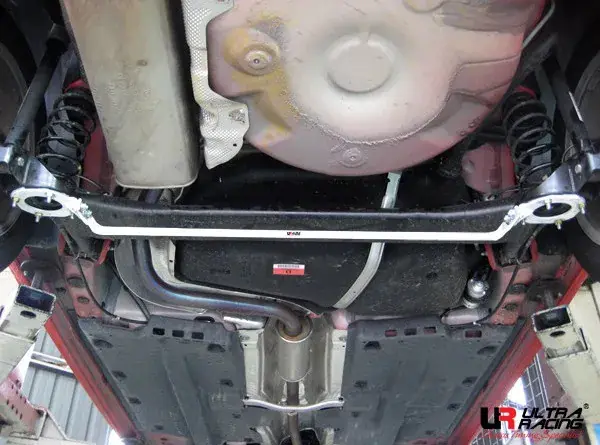 Ověřený Zadní stabilizátor Ultra Racing na VW Polo 9N/6R/GTI (02-13) - 18mm