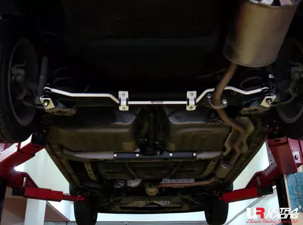 Speciální Cena Zadní stabilizátor Ultra Racing na Honda Jazz / Fit (01-08) - 16mm