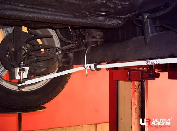 Zadní stabilizátor Ultra Racing na Hyundai Getz - 16mm Kup Teď