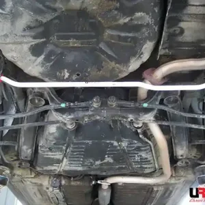 Zadní stabilizátor Ultra Racing na Nissan Bluebird U13 1.8 (92-96) - 19mm Finální Výprodej