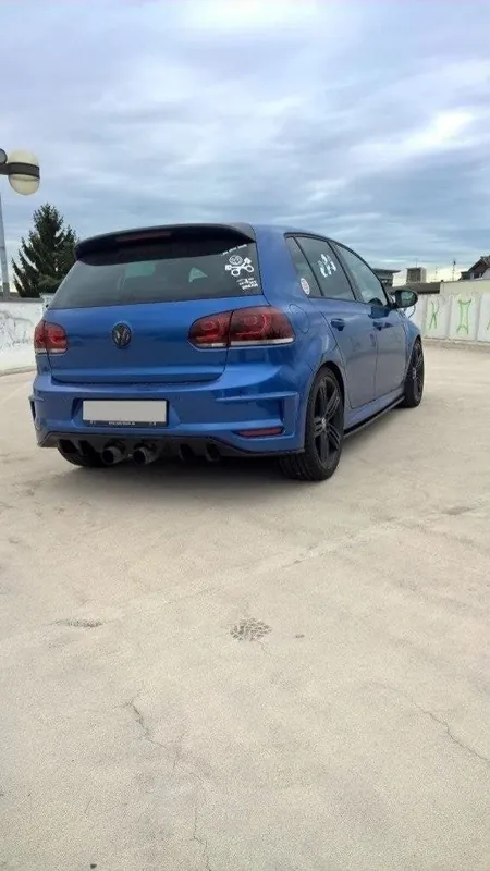 Nejlepší Cena Zadní nárazník VW GOLF VI (R400 LOOK)