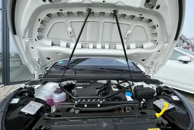 Plynové vzpěry kapoty motoru Škoda Enyaq 2020 –› Dokud Zásoby Vydrží