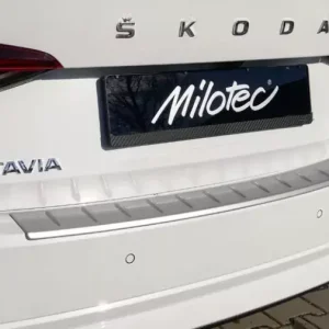 Cenový Hit Práh pátých dveří s výstupky, stříbrný matný, Škoda Octavia IV. Limousine / Limousine RS, od r.v. 20