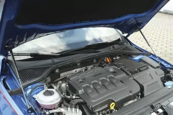 Nakupujte Hned Plynové vzpěry kapoty motoru Škoda Octavia III. Scout 2013–