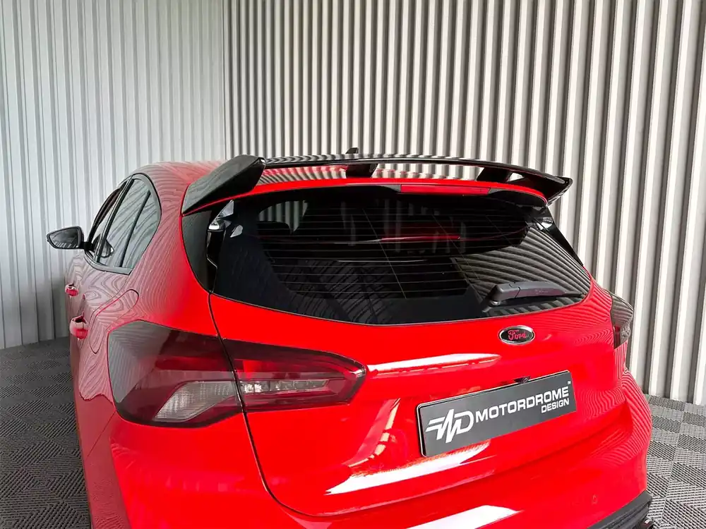 Střešní spoiler Ford Focus Mk4 Hatchback (2018-) Akční Nabídka