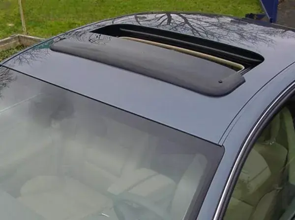 Větrná clona střešního okna, Škoda Octavia II. 2004-2012 Originální
