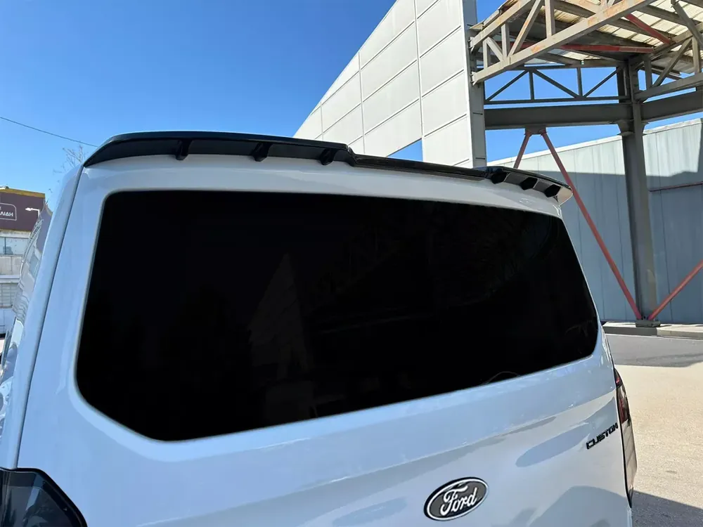 Střešní spoilers víko zavazadlového prostoru Ford Transit / Tourneo Custom Mk2 / Volkswagen T7 Akce